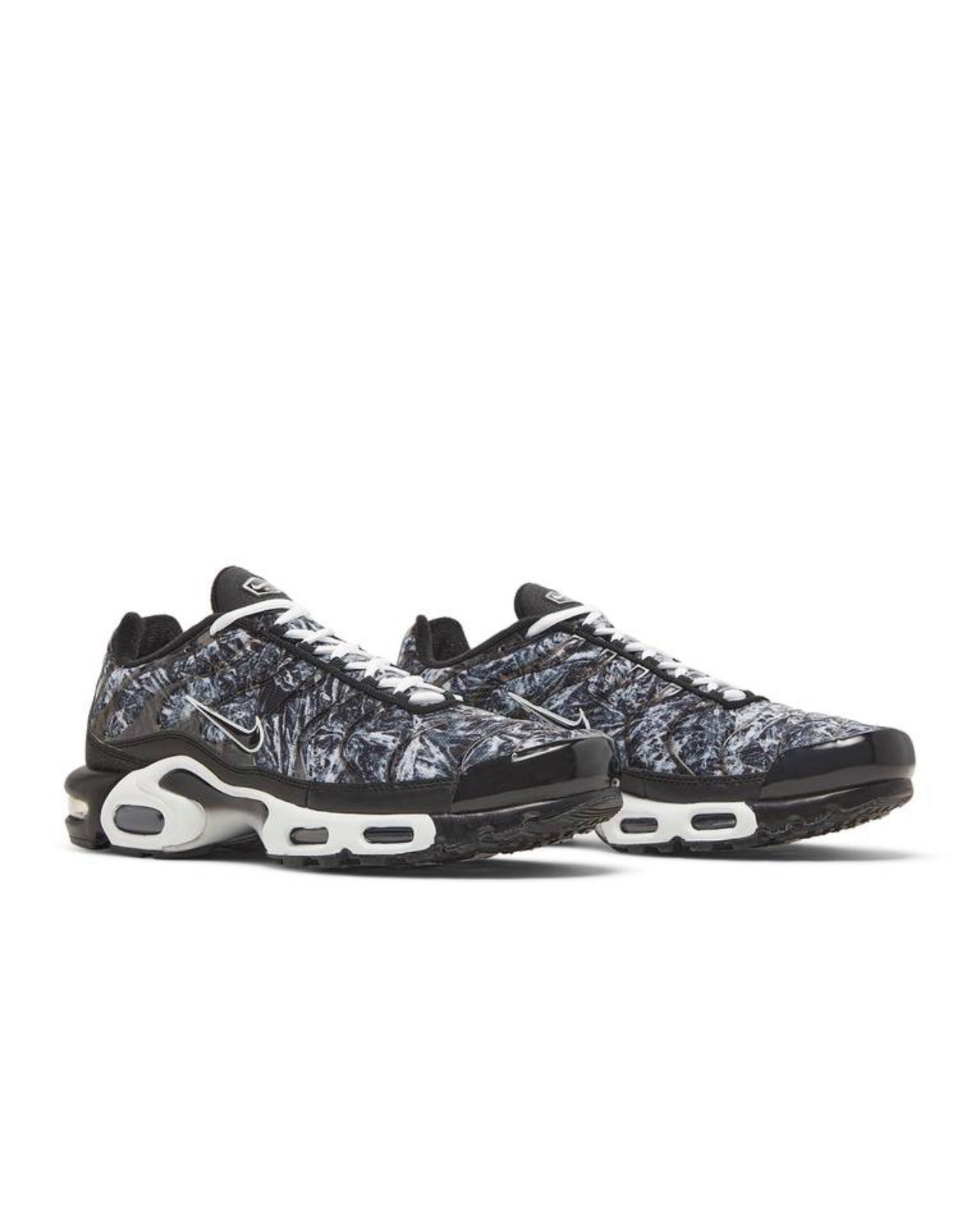 Nike Air Max Plus Grey & Black